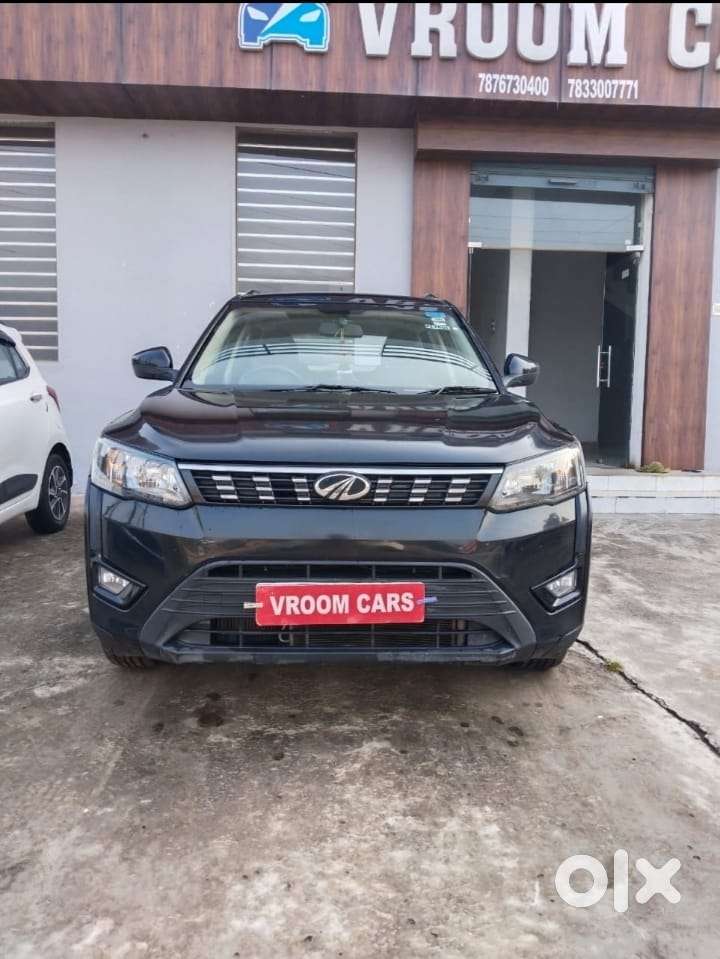 Mahindra Xuv300 W6, 2022, Petrol