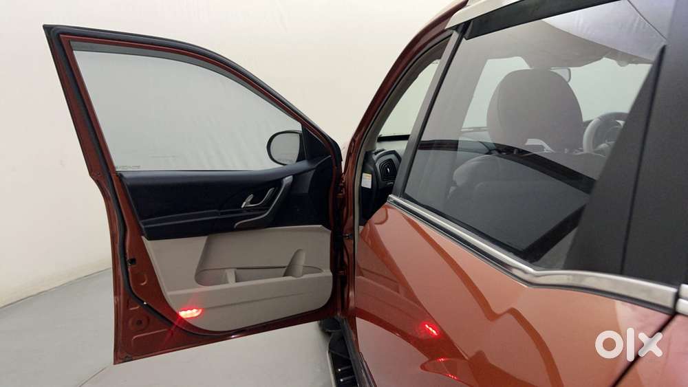 Mahindra Xuv500 2.2 W10, 2015, Diesel
