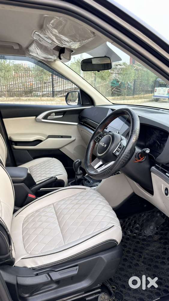 Kia Carens Prestige Plus Diesel, 2022, Diesel