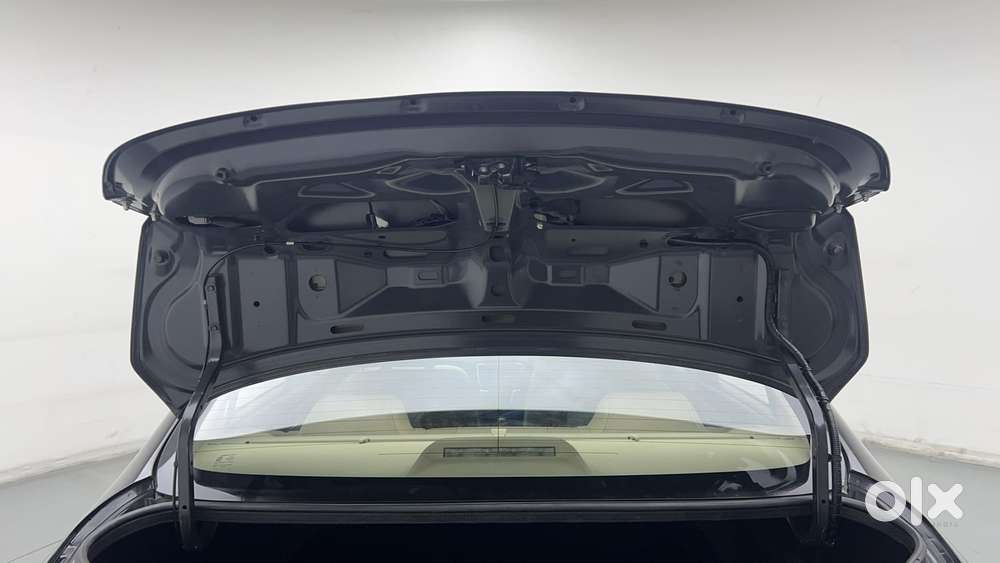 Maruti Suzuki Ciaz 2014-2017 At Zxi, 2015, Petrol