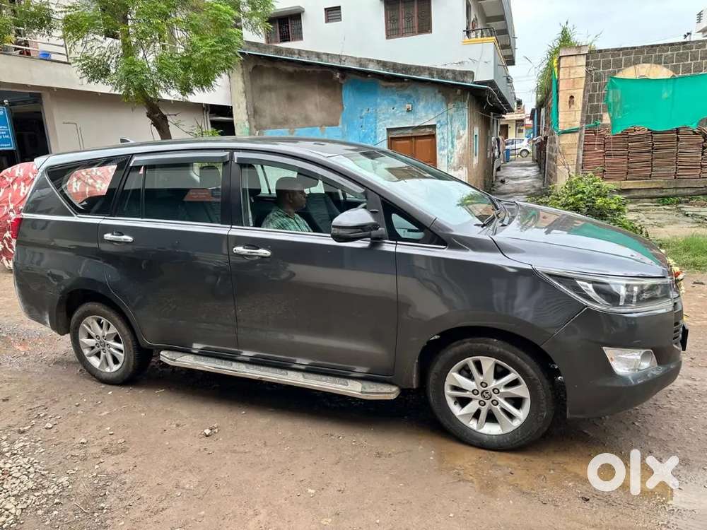 Toyota Innova Crysta 2017 Diesel 113000 Km Driven