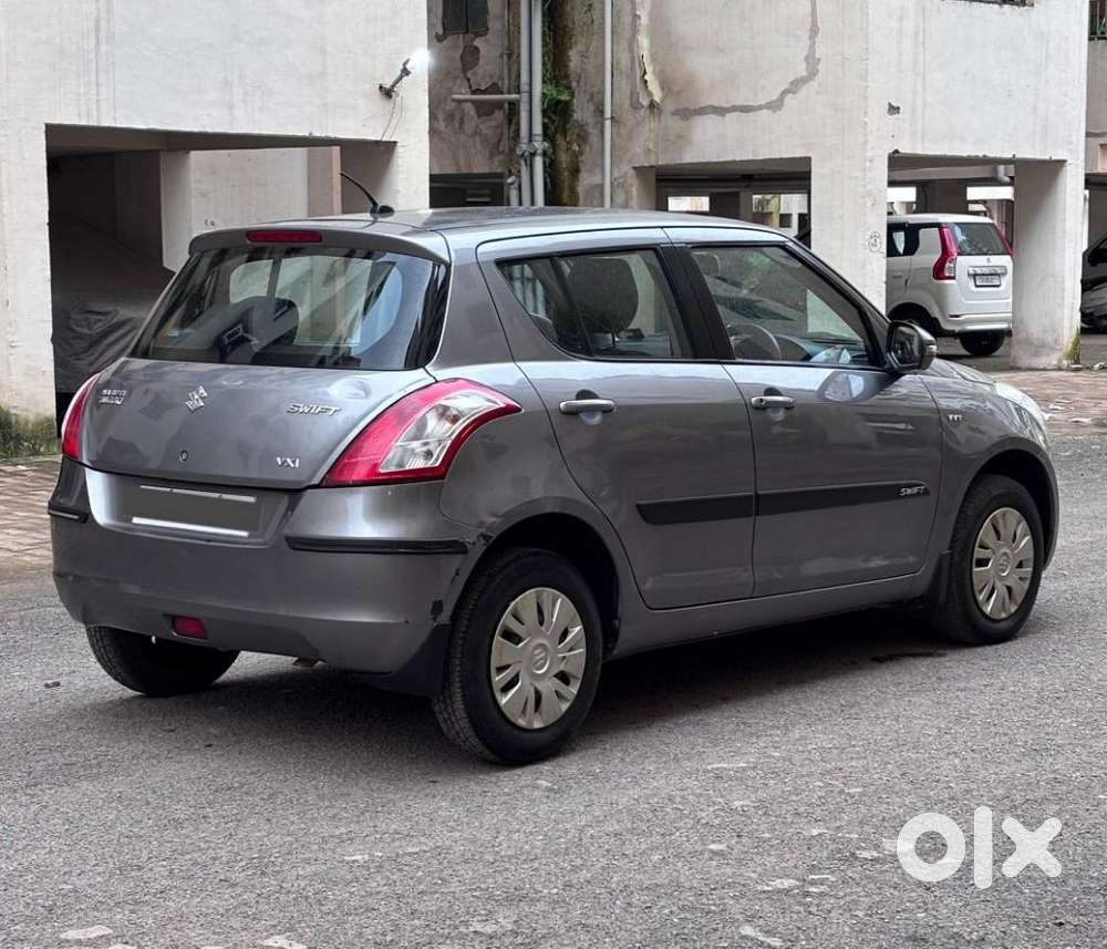 Maruti Suzuki Swift Vxi Optional, 2013, Petrol