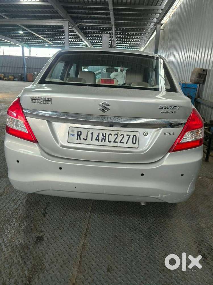 Maruti Suzuki Dzire 1.2 Vxi, 2016