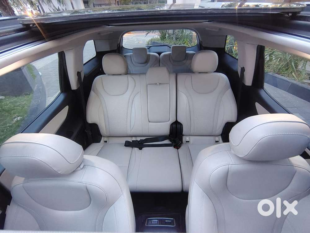 Mahindra Xuv700 2.2 Ax 7 Diesel Mt Str, 2023, Diesel