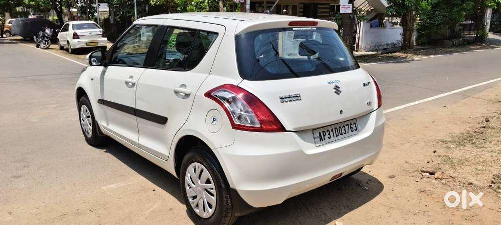 Maruti Suzuki Swift 1.2 Vxi (o), 2016, Petrol