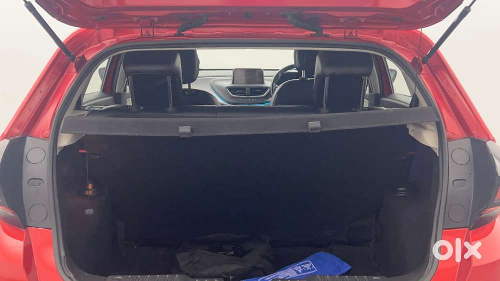Tata Altroz Xza Petrol, 2022, Petrol