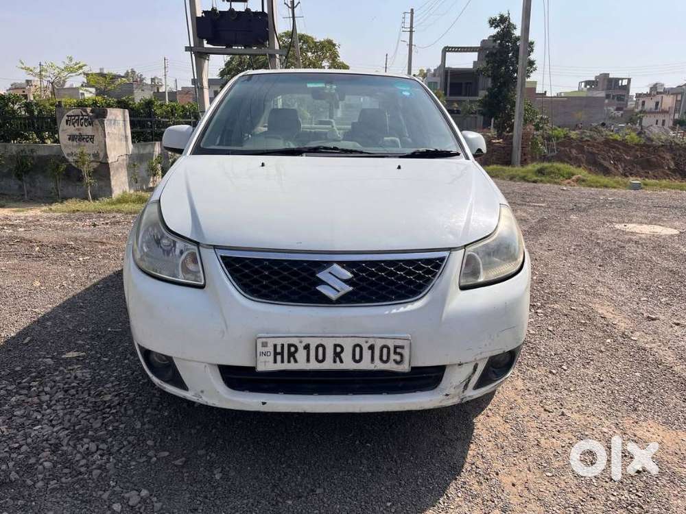 Maruti Suzuki Sx4 Zxi Mt Bsiv Leather, 2011, Cng & Hybrids