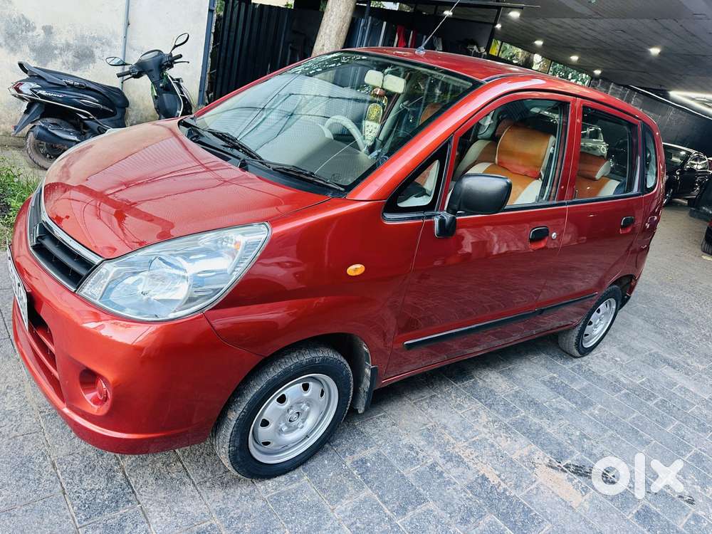 Maruti Suzuki Estilo Lxi Bs-iv, 2011, Petrol