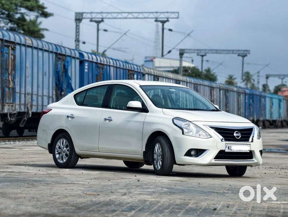 Nissan Sunny, 2017, Petrol