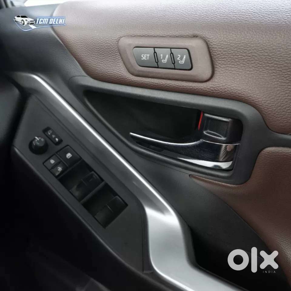 Toyota Innova Hycross 2.0 Zx Hybrid 7 Str, 2023, Petrol