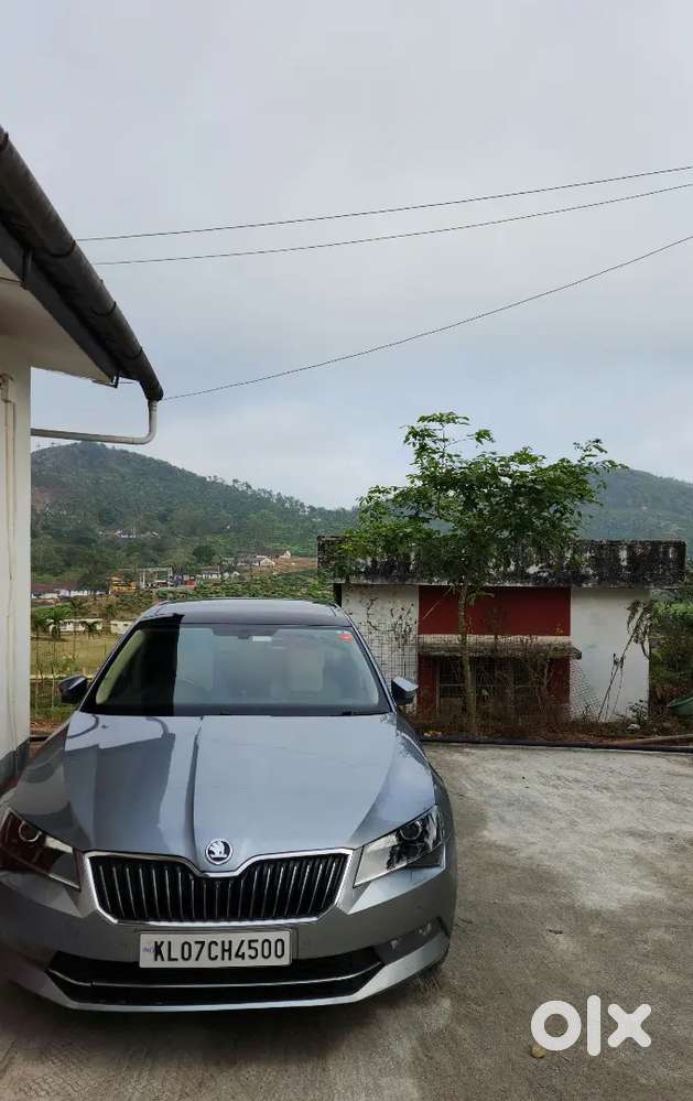 Skoda Superb 2016 December Diesel Well Maintained