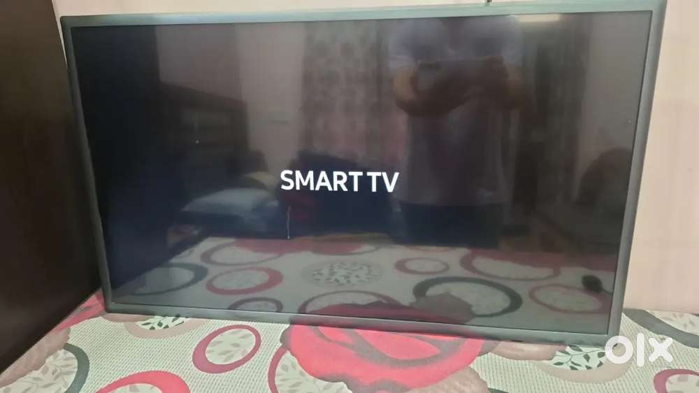 Samsung 32 inch smart TV