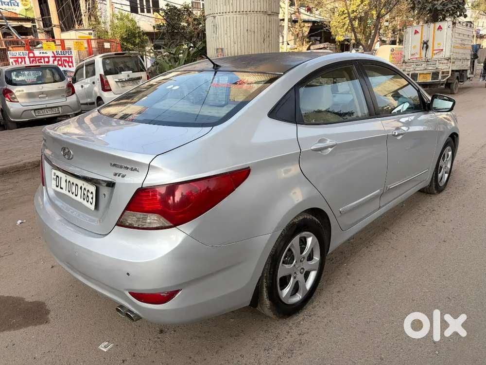 Hyundai Fluidic Verna 2011 Cng & Hybrids 80000 Km Driven