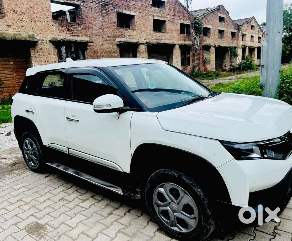 Maruti Suzuki Brezza 1.5 Vxi Smart Hybrid, 2023, Petrol