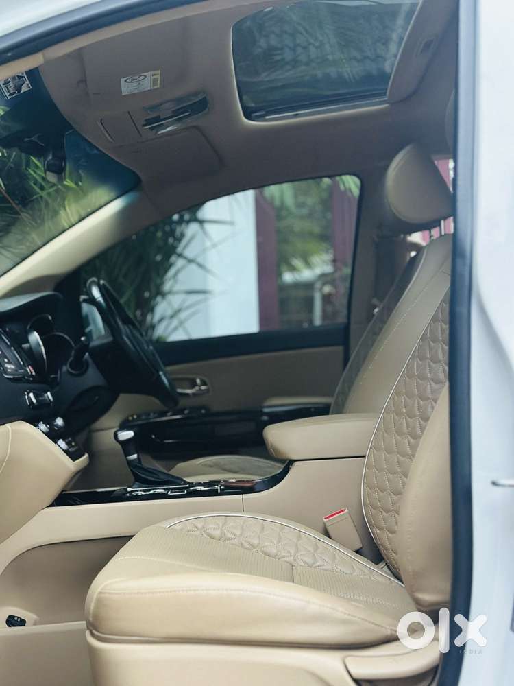 Kia Carnival Limousine Plus 7 Str, 2021, Diesel