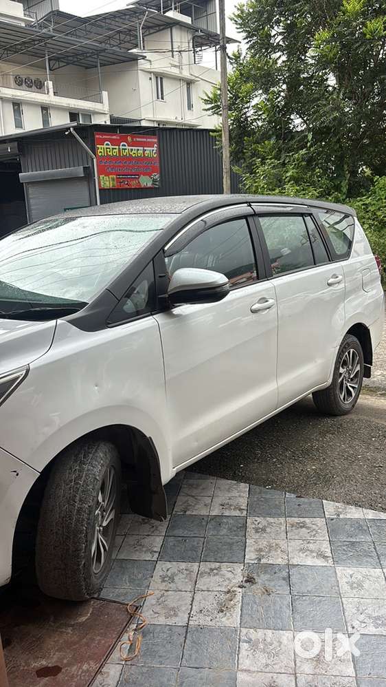 Toyota Innova Crysta Diesel 2024