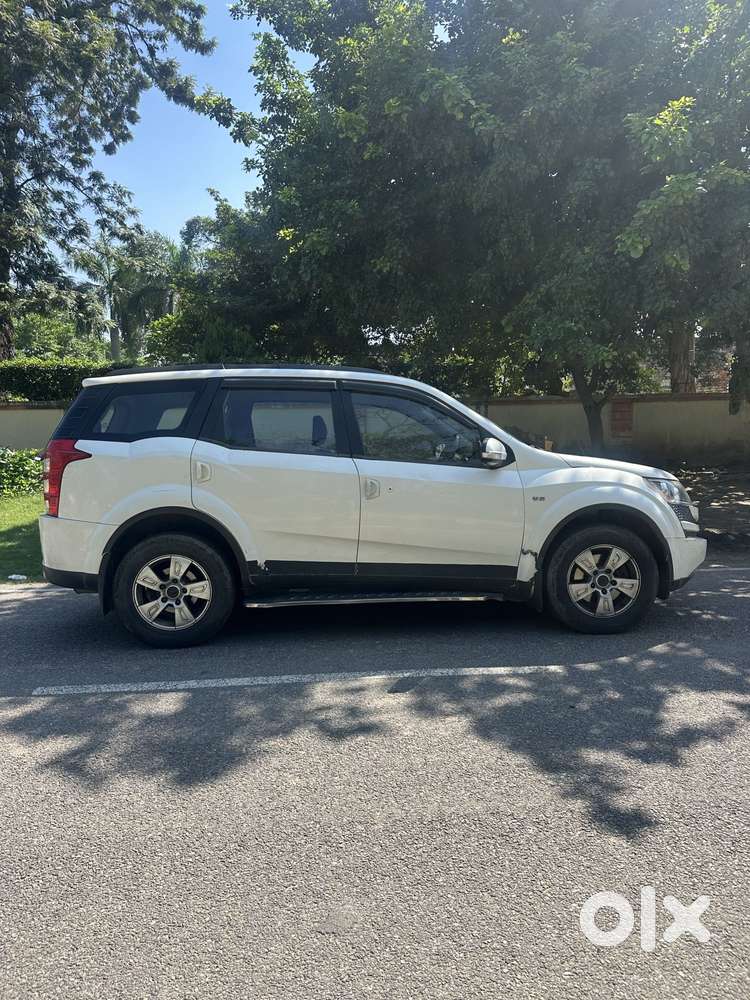 Mahindra Xuv500 W8 Dual Tone, 2012, Diesel