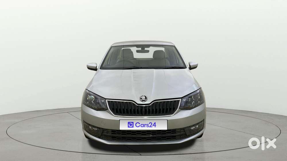 Skoda Rapid 1.6 Mpi At Style, 2017, Petrol
