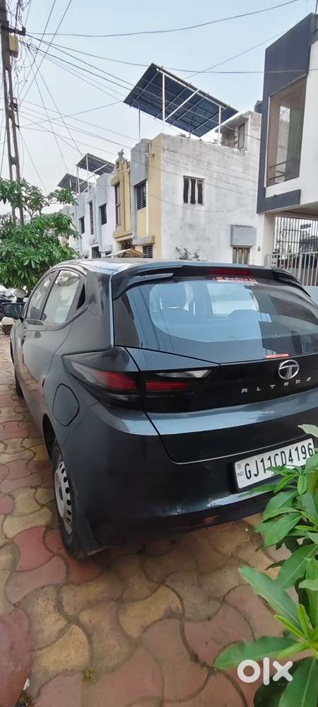 Tata Altroz Petrol Well Maintained