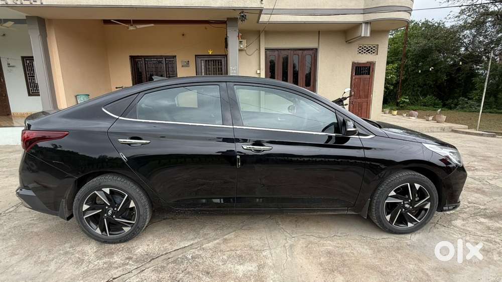 Hyundai Verna 2022 Petrol Manual