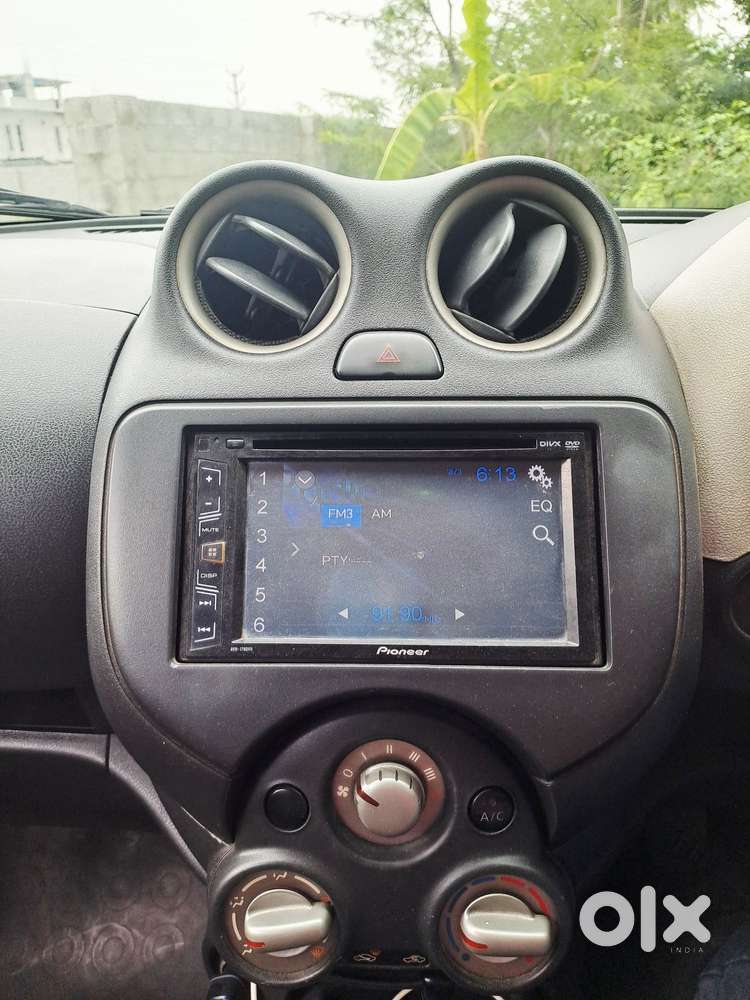 Nissan Micra Cvt Xv, 2015, Petrol