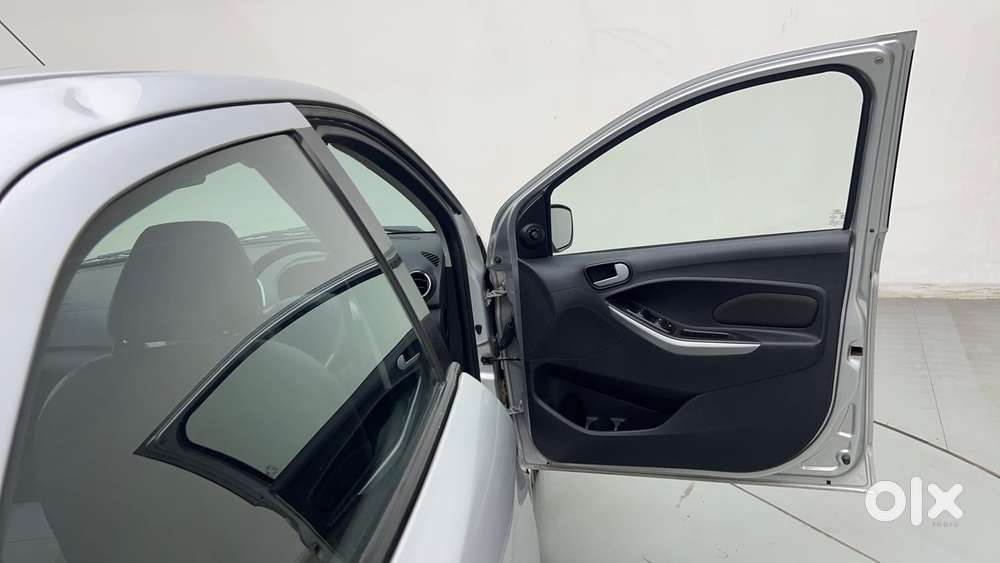 Ford Figo 1.2p Trend Mt, 2016, Petrol