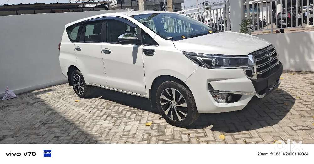 Toyota Innova Crysta Zx 2026