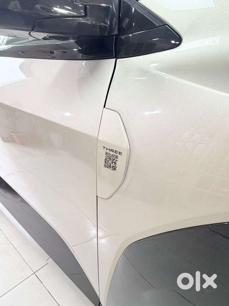 Mahindra Xev 9e Pack Three (top Model), 2025, Electric