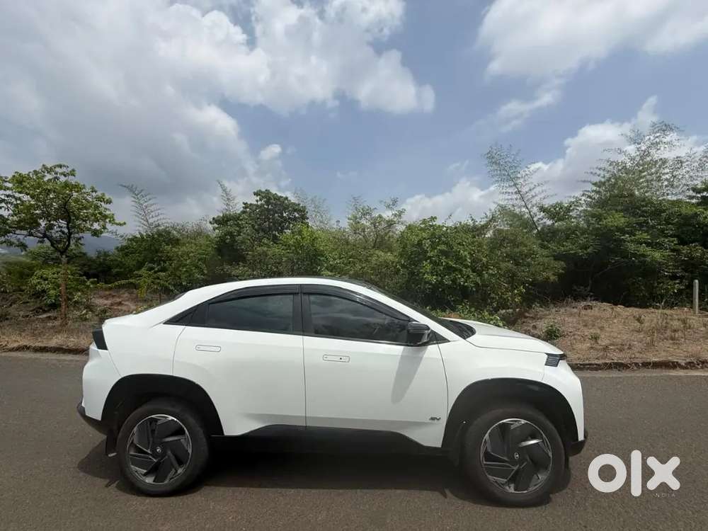 Tata Curvv Ev 2025 Electric 26000 Km Driven