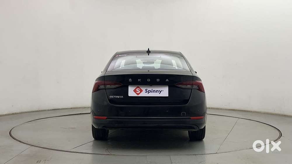 Skoda Octavia 2.0 Style Tsi At, 2023, Petrol