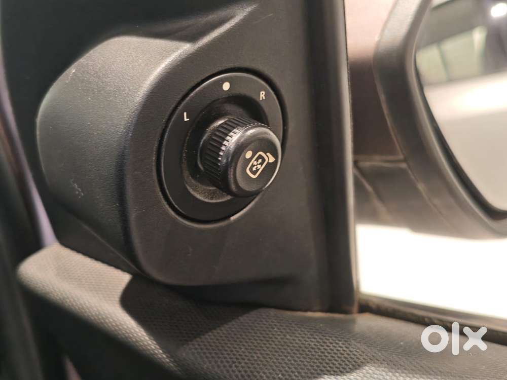 Tata Tigor Xz, 2017, Petrol