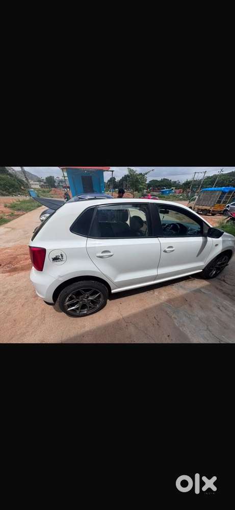 Volkswagen Polo Diesel Manual 2014