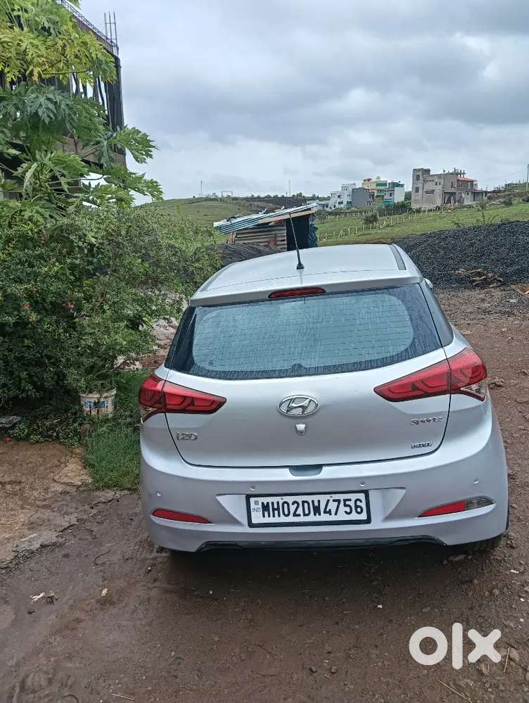 Hyundai Elite I20 2015 Petrol Well Maintained
Good Mileage 
All Good.