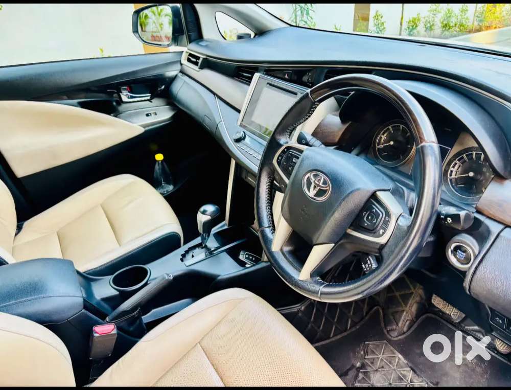 Toyota Innova Crysta 2020- 2021 Diesel Auto