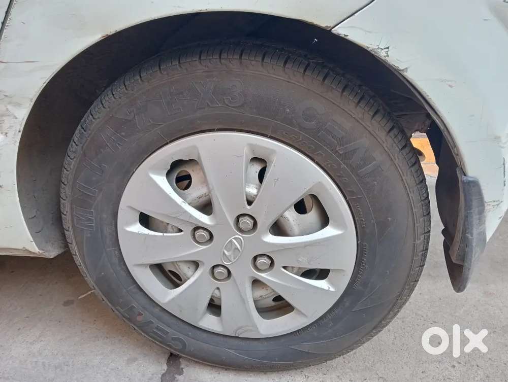 Hyundai I10 2011 Cng  Well Maintained