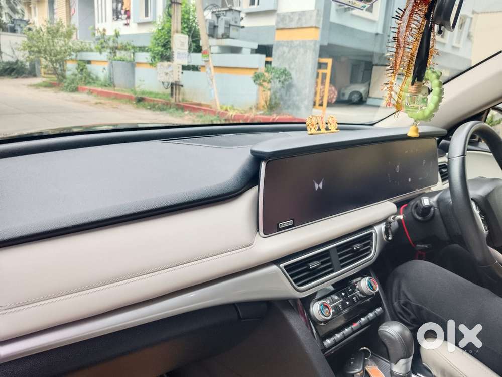 Mahindra Xuv700 2.0 Ax 7 Petrol At Luxury Pack Str, 2023, Diesel