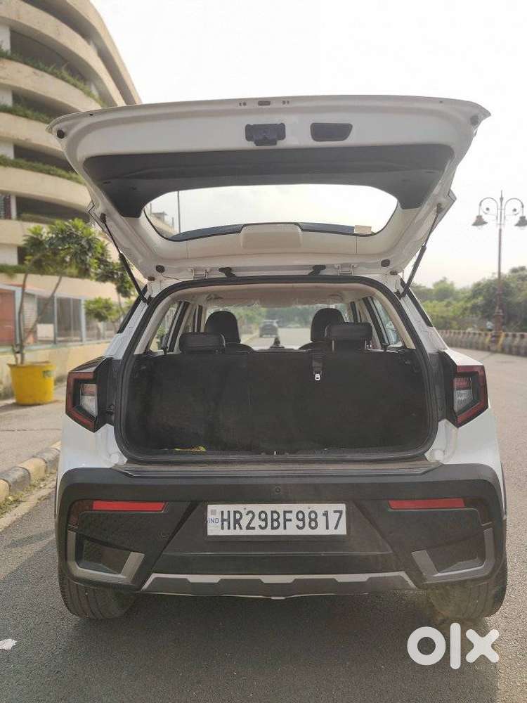 Mahindra Xuv 3xo Mx3, 2025, Petrol