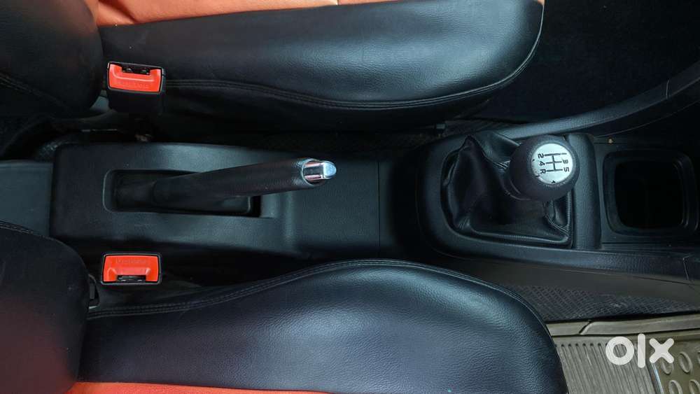 Maruti Suzuki Swift Vxi, 2015, Petrol