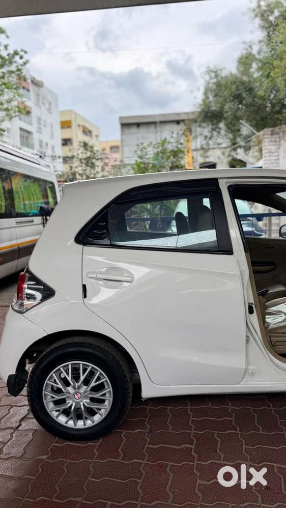 Honda Brio Petrol 2013 Car