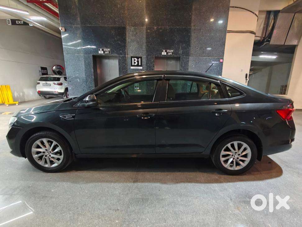 Skoda Slavia 1.0 Active Tsi, 2022, Petrol