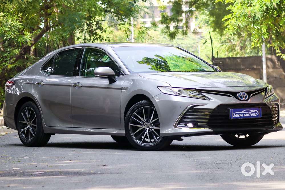 Toyota Camry Hybrid, 2024, Petrol