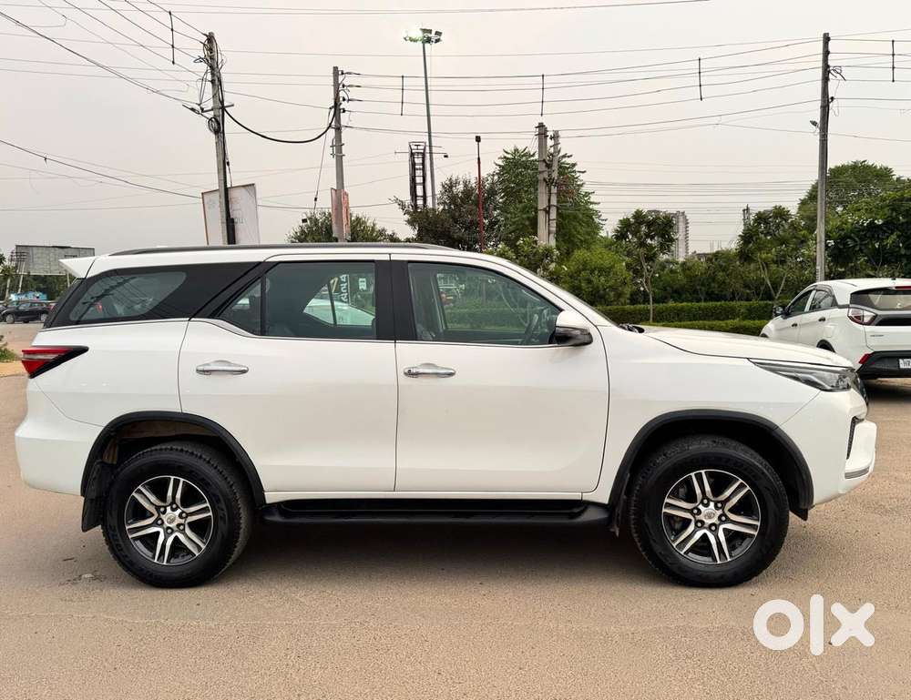 Toyota Fortuner 3.0 4x2 Automatic, 2023, Diesel