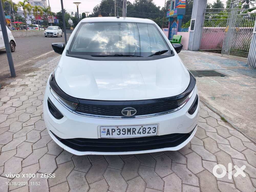 Tata Altroz 1.5 Xe Plus Diesel, 2022, Diesel