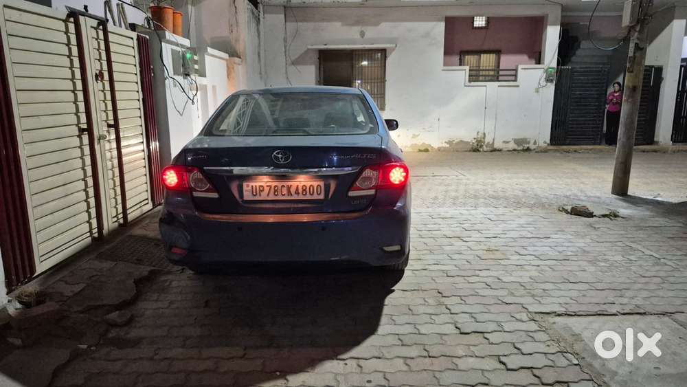 Toyota Corolla Altis 2013
