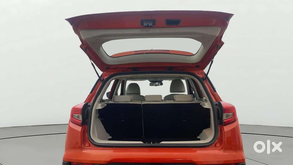 Mahindra Xuv300 W8 Option, 2019, Petrol