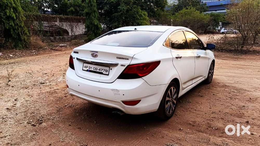 Hyundai Verna, 2013