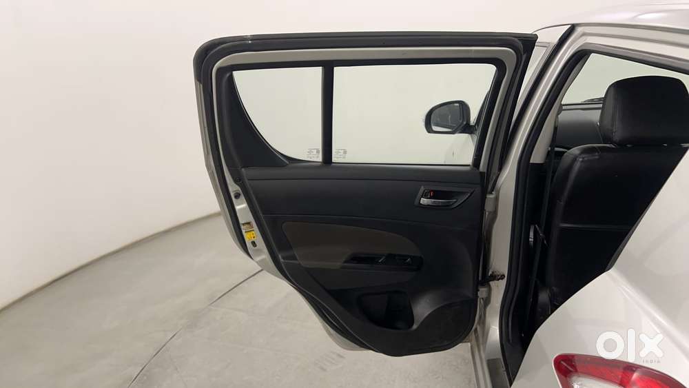 Maruti Suzuki Swift Vvt Vxi, 2016, Petrol