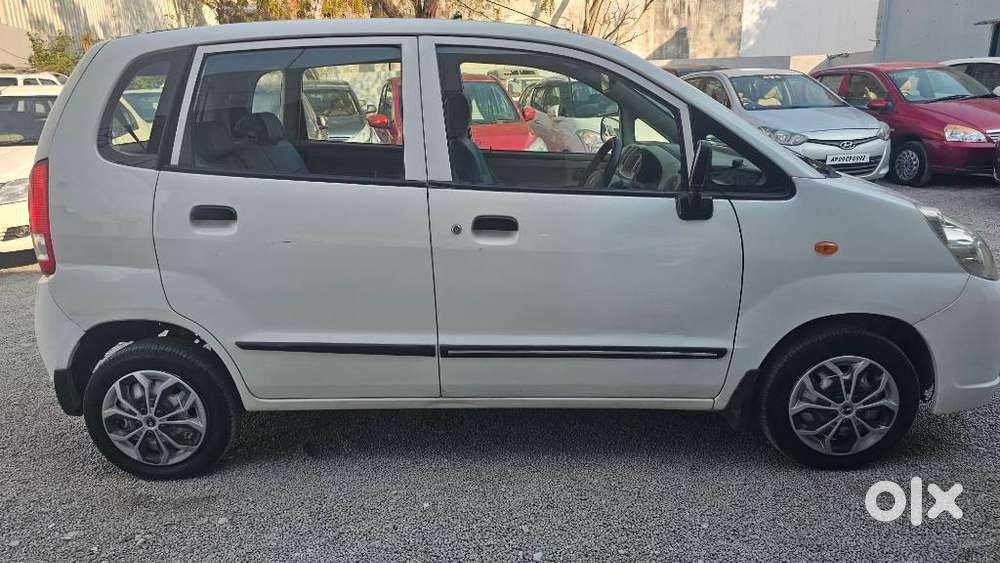 Maruti Suzuki Zen Estilo Lxi Green (cng), 2012, Cng & Hybrids