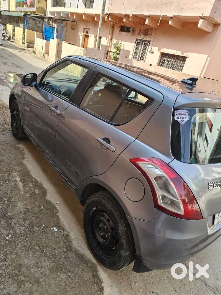 Maruti Suzuki Swift 2013 Diesel 90000 Km Driven