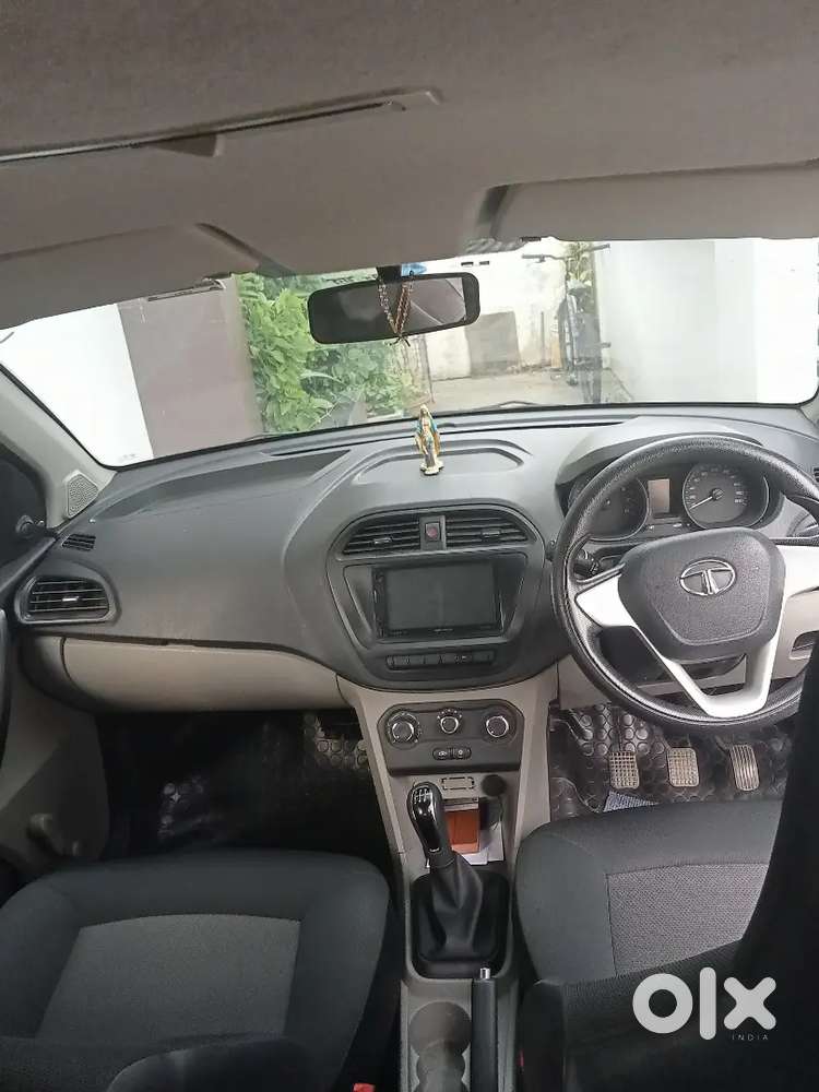 Tata Tiago Xe